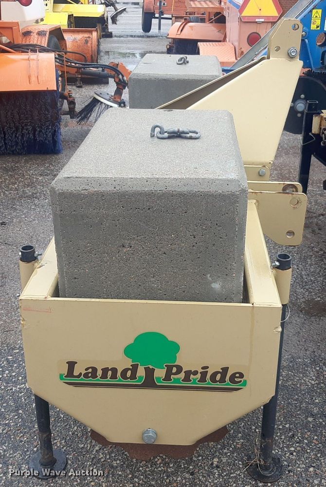 image for item NF9223 2013 Land Pride CR2572  straw crimper