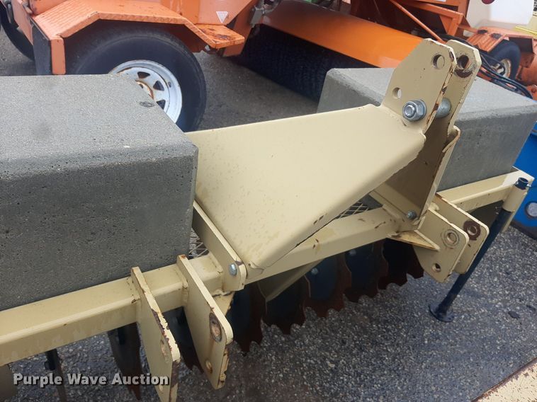 image for item NF9223 2013 Land Pride CR2572  straw crimper