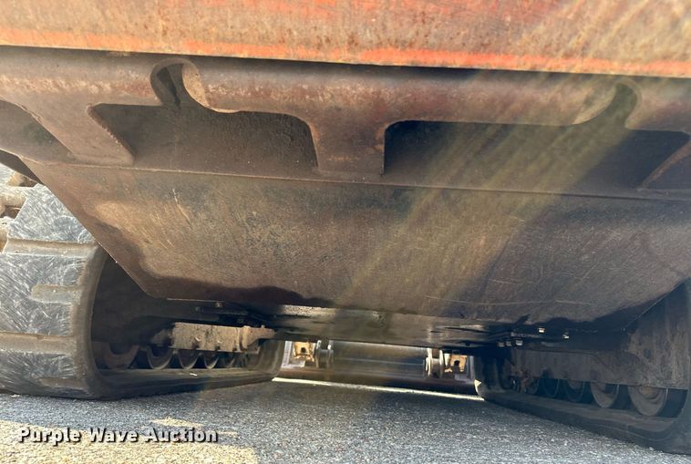 image for item NF9224 2009 Bobcat T300  tracked skid steer loader