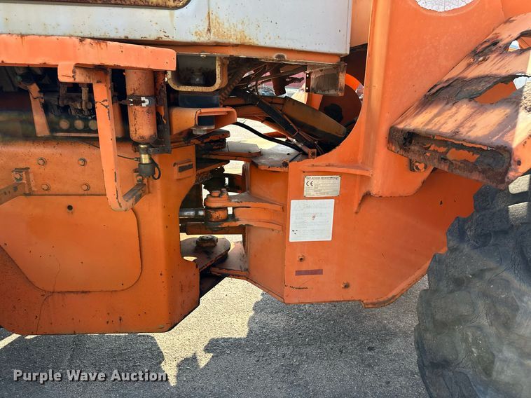 image for item NF9225 1995 Fiat-Allis FR70  wheel loader