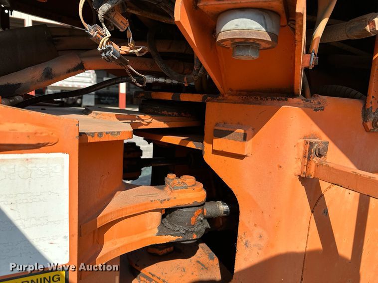 image for item NF9225 1995 Fiat-Allis FR70  wheel loader