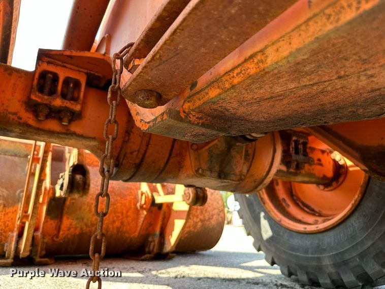 image for item NF9225 1995 Fiat-Allis FR70  wheel loader