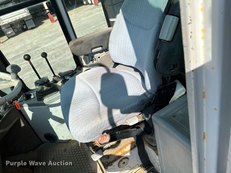 image for item NF9225 1995 Fiat-Allis FR70  wheel loader