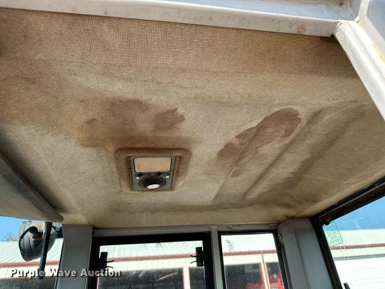 image for item NF9225 1995 Fiat-Allis FR70  wheel loader