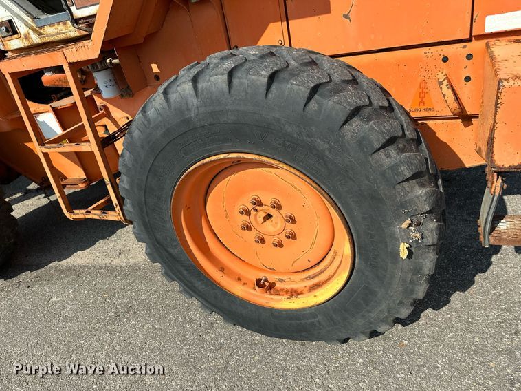 image for item NF9225 1995 Fiat-Allis FR70  wheel loader