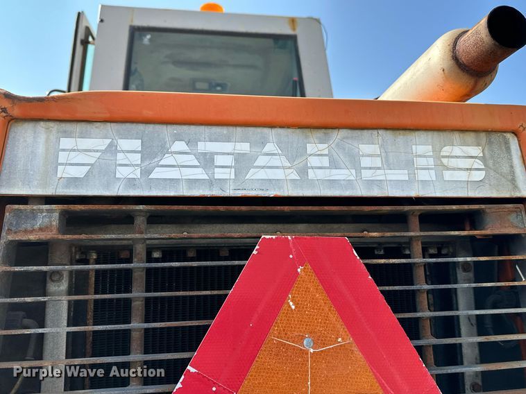 image for item NF9225 1995 Fiat-Allis FR70  wheel loader