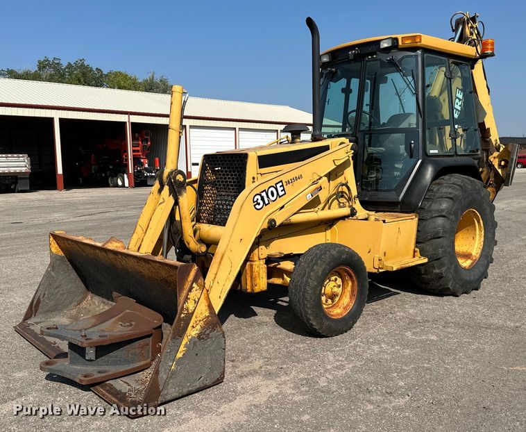 image for item NF9226 1999 John Deere 310E  backhoe
