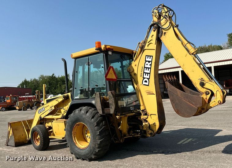 image for item NF9226 1999 John Deere 310E  backhoe