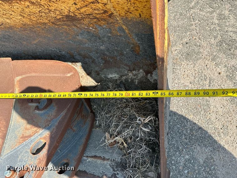 image for item NF9226 1999 John Deere 310E  backhoe