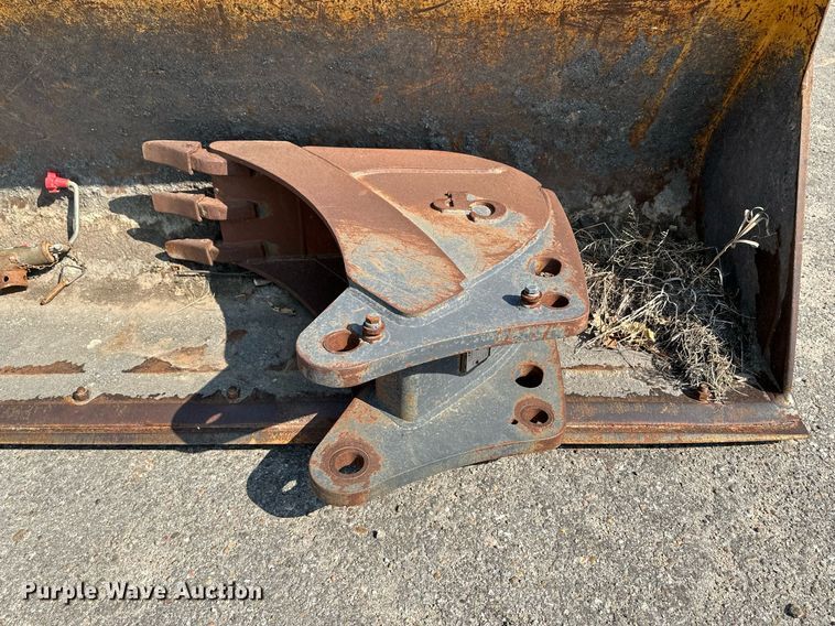 image for item NF9226 1999 John Deere 310E  backhoe