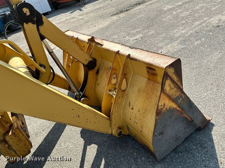 image for item NF9226 1999 John Deere 310E  backhoe