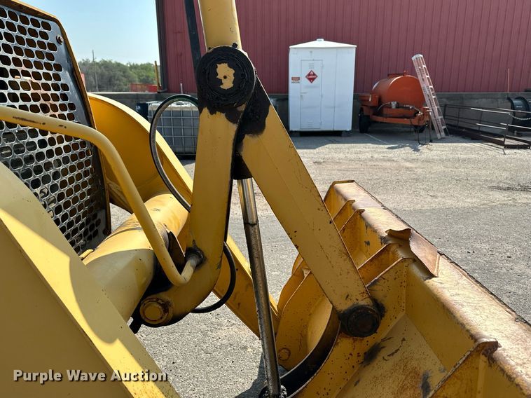 image for item NF9226 1999 John Deere 310E  backhoe