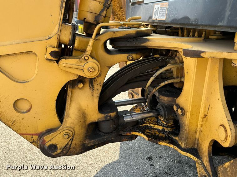 image for item NF9226 1999 John Deere 310E  backhoe