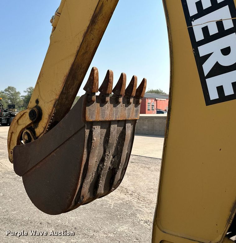 image for item NF9226 1999 John Deere 310E  backhoe