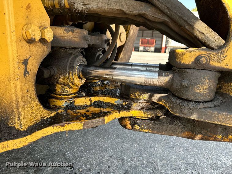 image for item NF9226 1999 John Deere 310E  backhoe