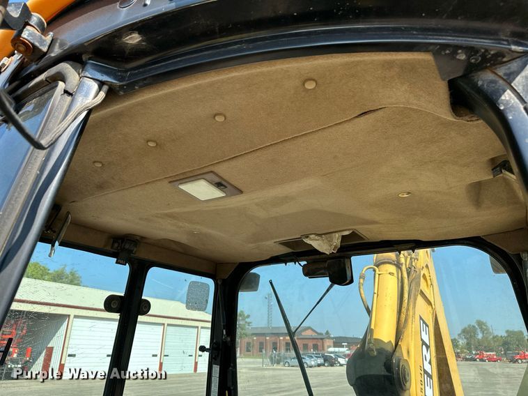 image for item NF9226 1999 John Deere 310E  backhoe