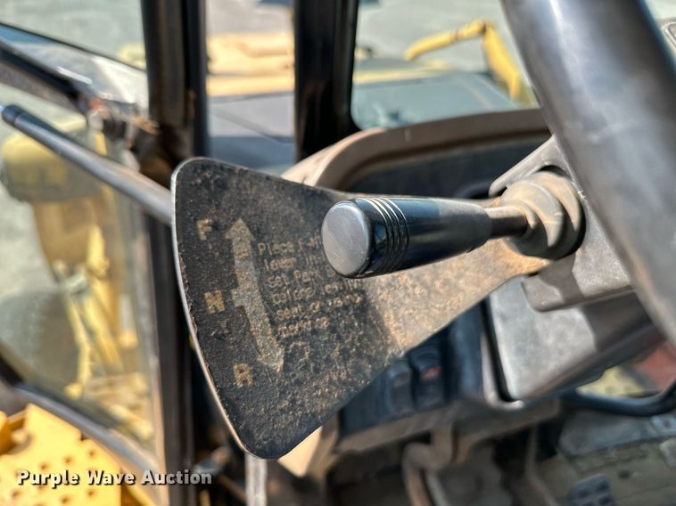 image for item NF9226 1999 John Deere 310E  backhoe