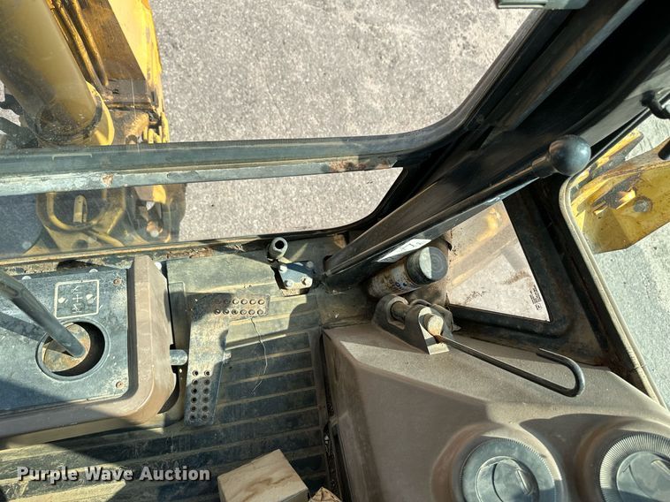 image for item NF9226 1999 John Deere 310E  backhoe