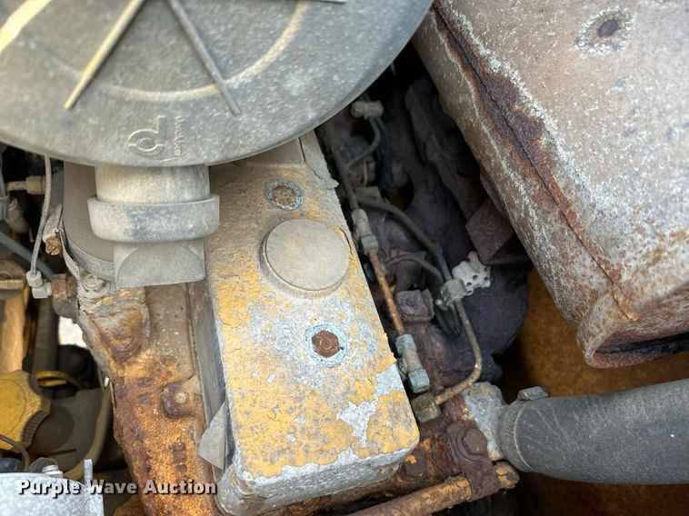 image for item NF9226 1999 John Deere 310E  backhoe