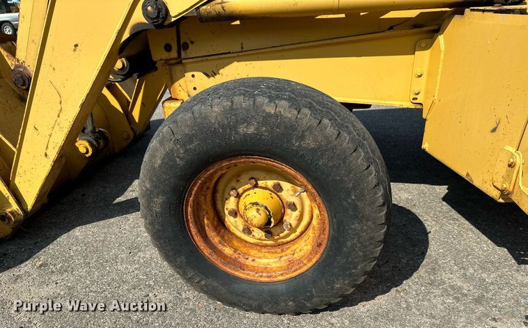 image for item NF9226 1999 John Deere 310E  backhoe