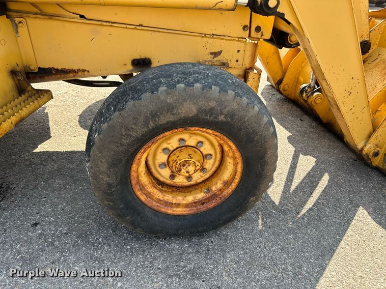 image for item NF9226 1999 John Deere 310E  backhoe