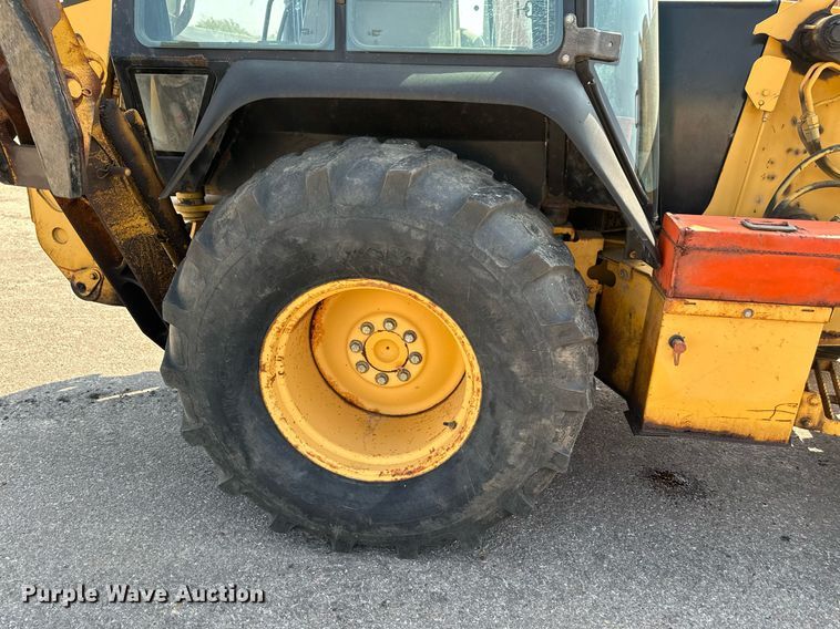 image for item NF9226 1999 John Deere 310E  backhoe