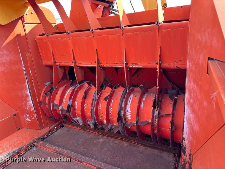 image for item NF9227 2008 Teagle Tomahawk 8080  bale processor