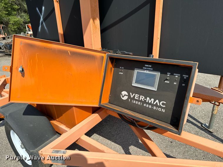 image for item NF9228 2011 Ver-Mac PCMS1210  message board trailer