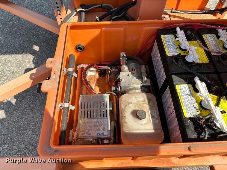 image for item NF9228 2011 Ver-Mac PCMS1210  message board trailer