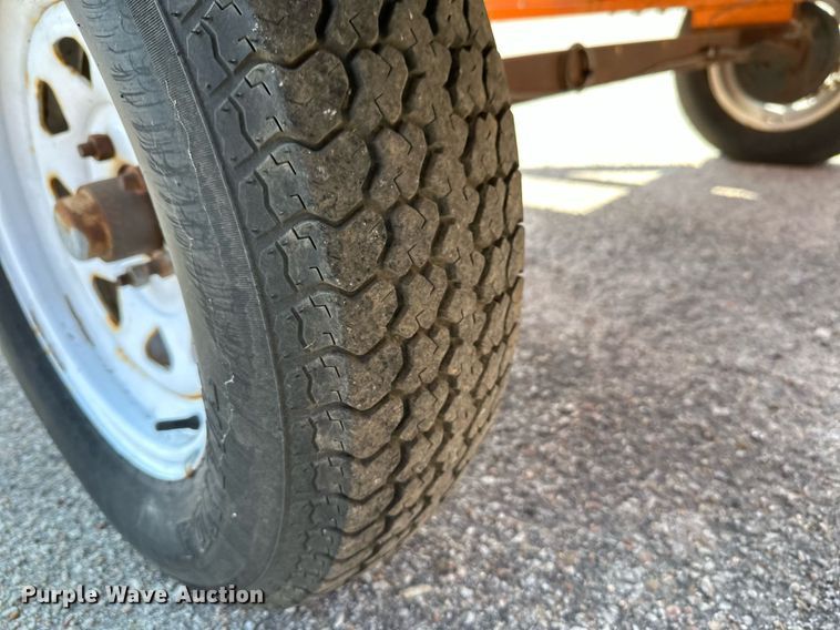 image for item NF9228 2011 Ver-Mac PCMS1210  message board trailer