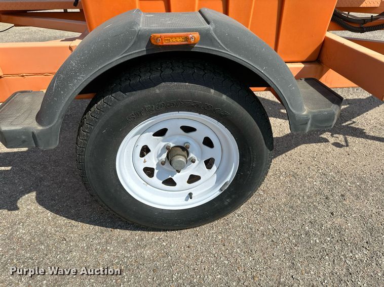 image for item NF9228 2011 Ver-Mac PCMS1210  message board trailer