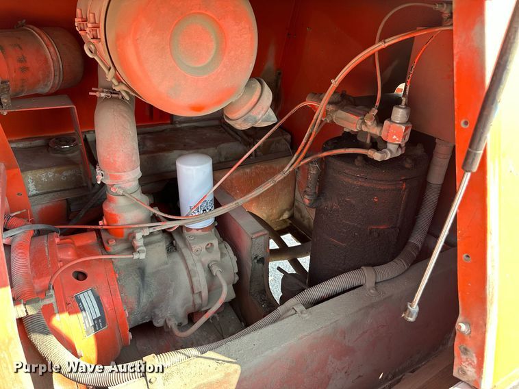 image for item NF9229 1996 Leroi Q175DJE  air compressor