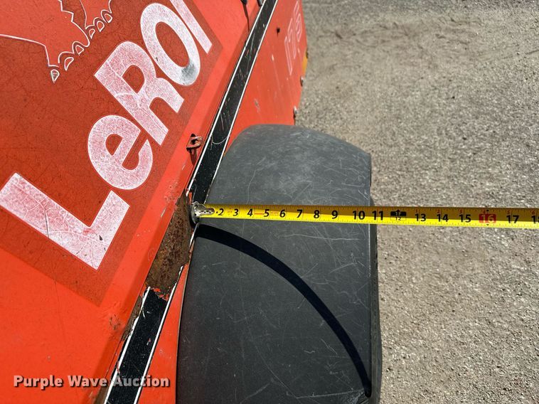 image for item NF9229 1996 Leroi Q175DJE  air compressor