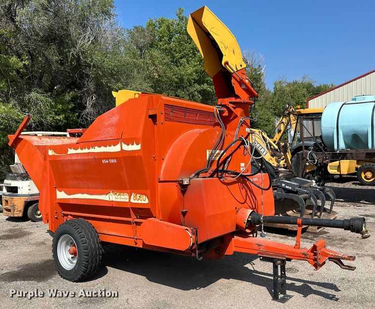 image for item NF9230 2006 Teagle Tomahawk 8080  bale processor