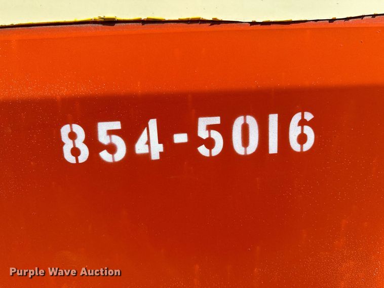 image for item NF9230 2006 Teagle Tomahawk 8080  bale processor