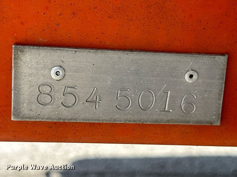 image for item NF9230 2006 Teagle Tomahawk 8080  bale processor