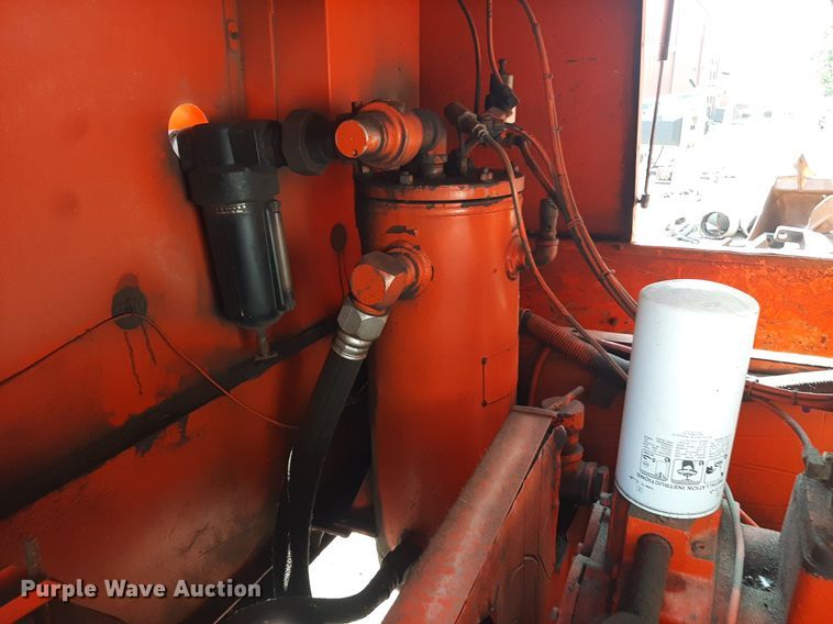 image for item NF9231 1994 Leroi Q175DJE  air compressor