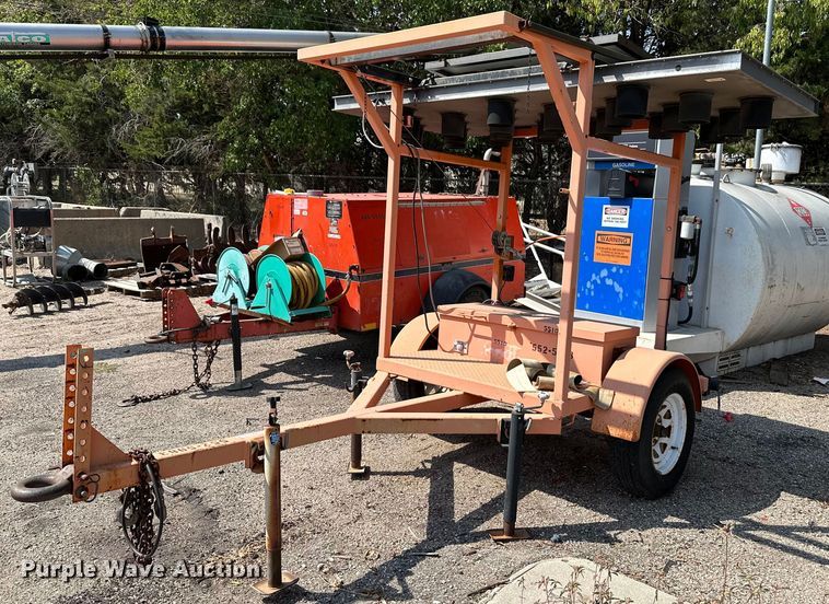 image for item NF9232 2003 Ver-Mac ST4825  arrow board trailer