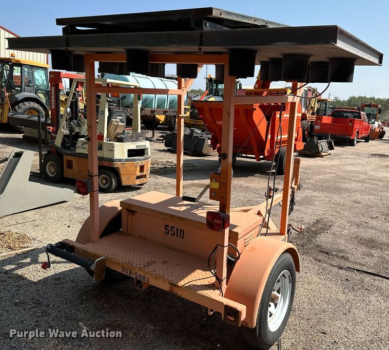 image for item NF9232 2003 Ver-Mac ST4825  arrow board trailer