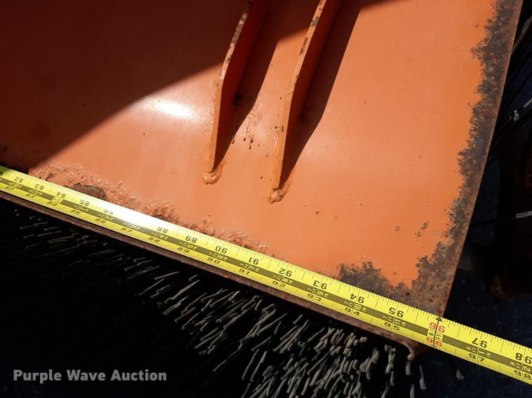 image for item NF9234 2008 Broce RJ350  broom