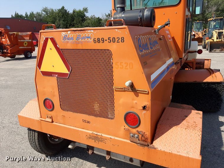 image for item NF9234 2008 Broce RJ350  broom