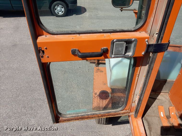 image for item NF9234 2008 Broce RJ350  broom