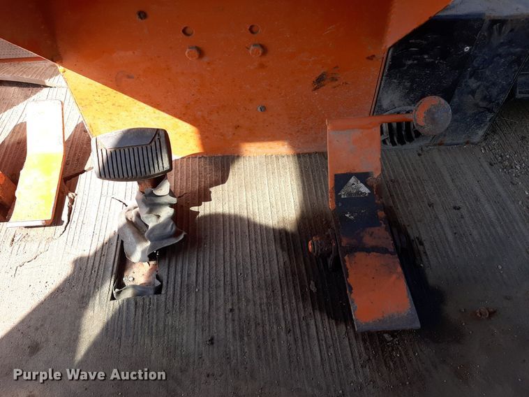 image for item NF9234 2008 Broce RJ350  broom