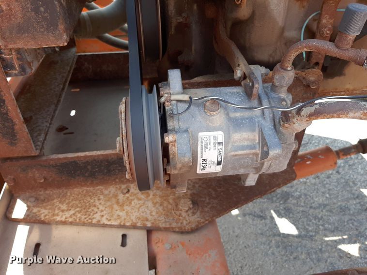 image for item NF9234 2008 Broce RJ350  broom