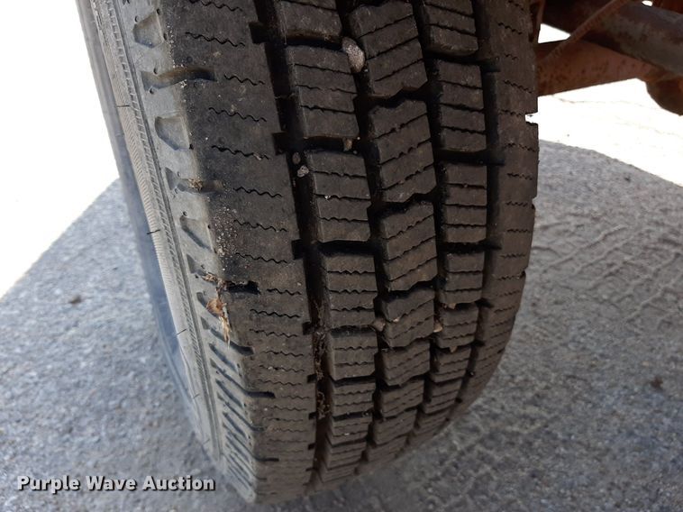 image for item NF9234 2008 Broce RJ350  broom