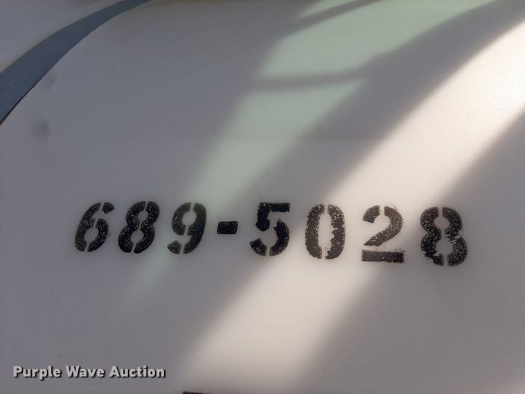 image for item NF9234 2008 Broce RJ350  broom