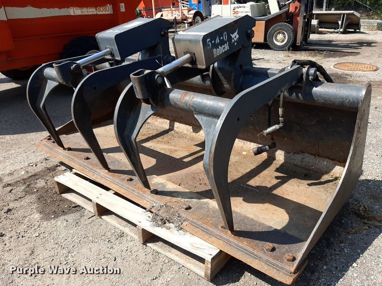 image for item NF9239 Bobcat  72"W skid steer grapple bucket