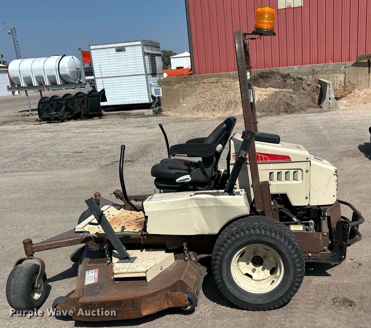 image for item NF9241 2013 Grasshopper 430D  ZTR lawn mower