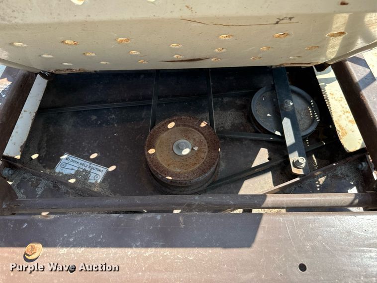 image for item NF9241 2013 Grasshopper 430D  ZTR lawn mower