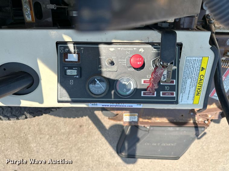 image for item NF9241 2013 Grasshopper 430D  ZTR lawn mower